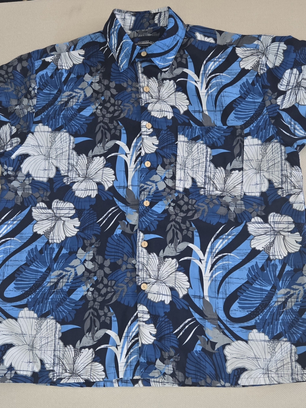 Extreme Gear Island Tropics LARGE Short Sleeve Button Down Shirt Hawaiian Blue